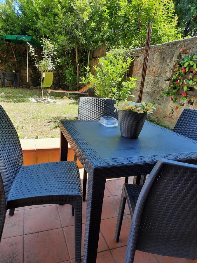 Au Jardin De Florence Acomodação com café da manhã Exterior foto